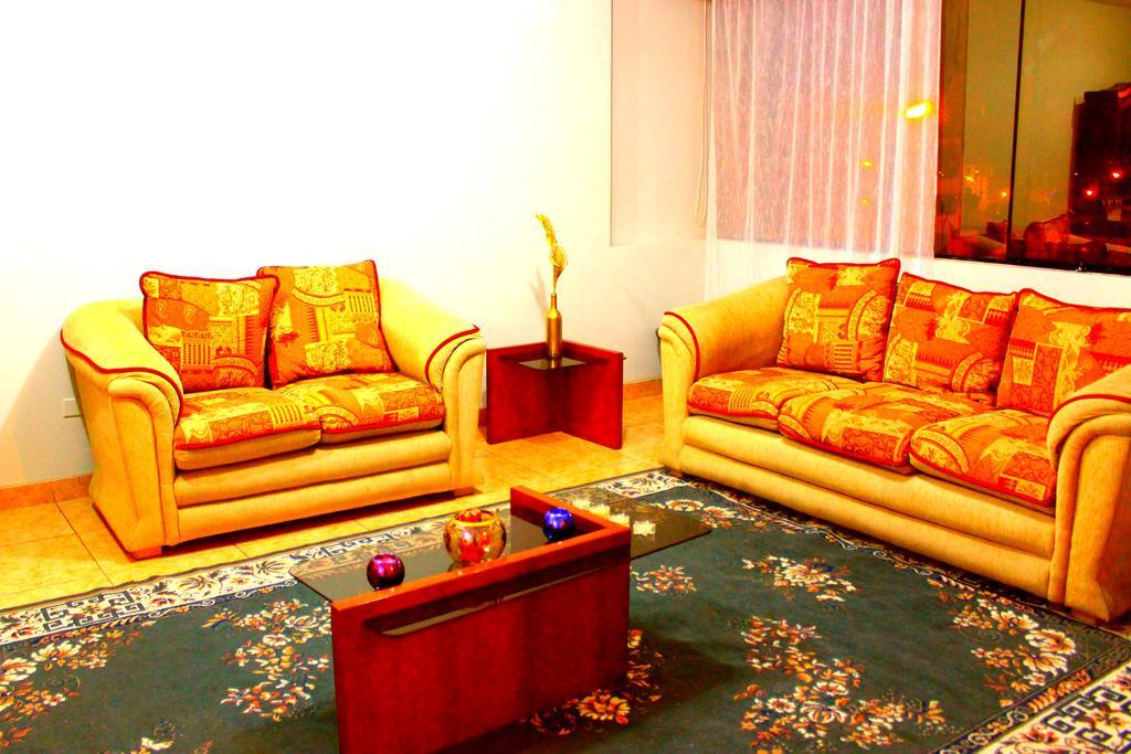 Taytaypa Rooms & Apartments Lima Airport Εξωτερικό φωτογραφία