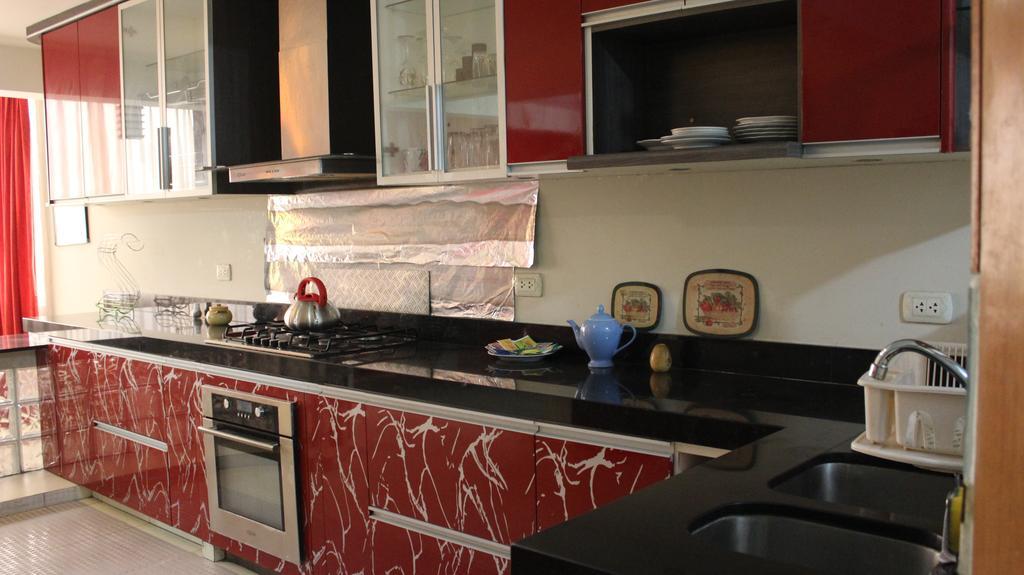 Taytaypa Rooms & Apartments Lima Airport Εξωτερικό φωτογραφία