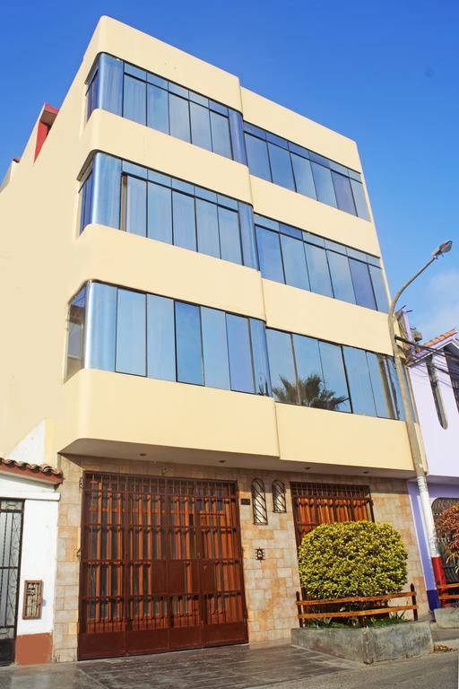 Taytaypa Rooms & Apartments Lima Airport Εξωτερικό φωτογραφία